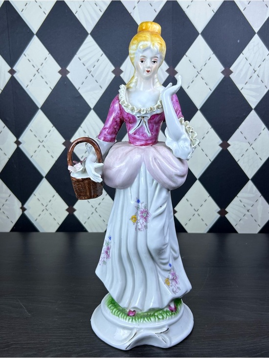 Large Victorian Lady 14” Porcelain Figurine Rococo Style 14 Inch Statue Vintage - Picture 9 of 17